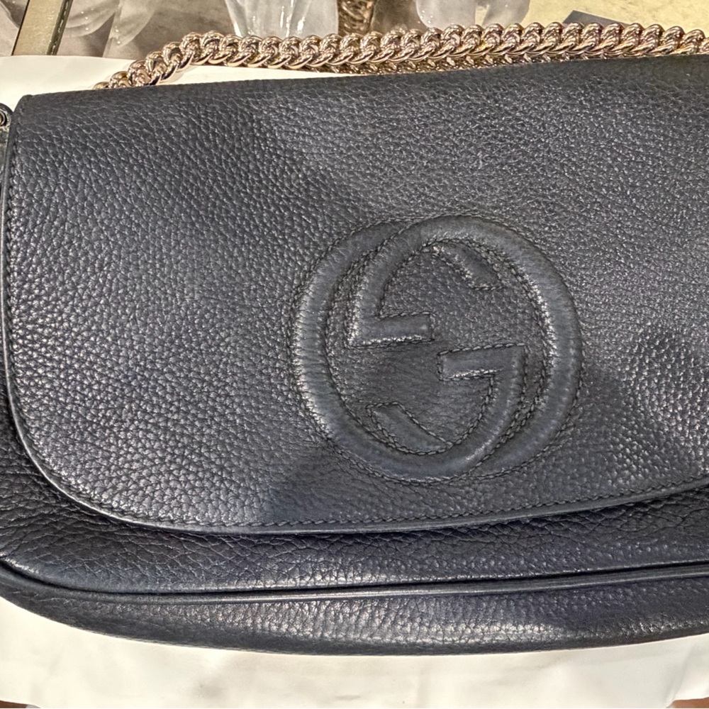 Gucci Black Pebbled Leather Bag with Chain